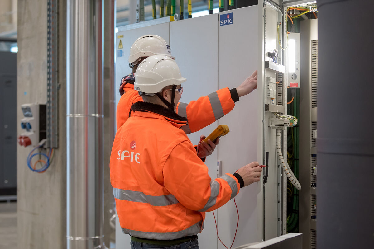 Pomiary natężenia oświetlenia